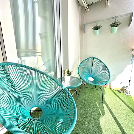 Pla - Bonito Con Terraza * טורמולינוס